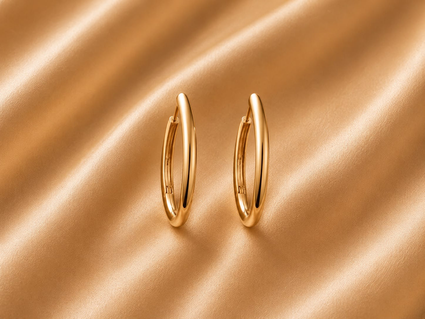 Xuping Golden Halo Hoops