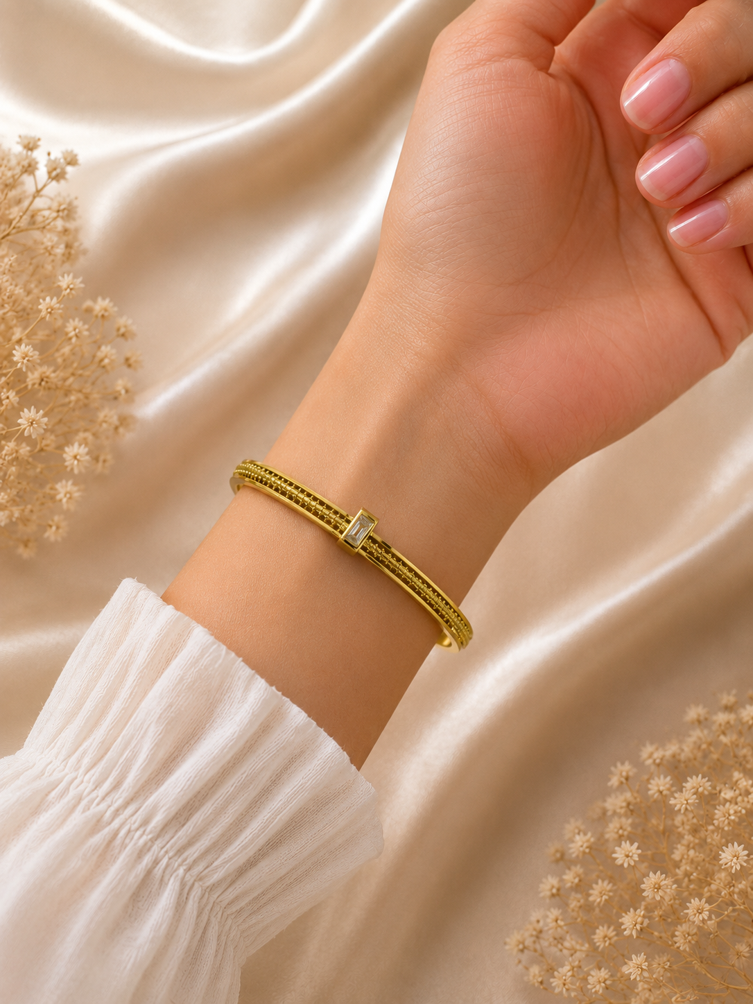 Thin Nail Stone Gold Bangle Bracelet
