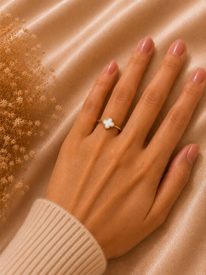 Clover Charm Ring