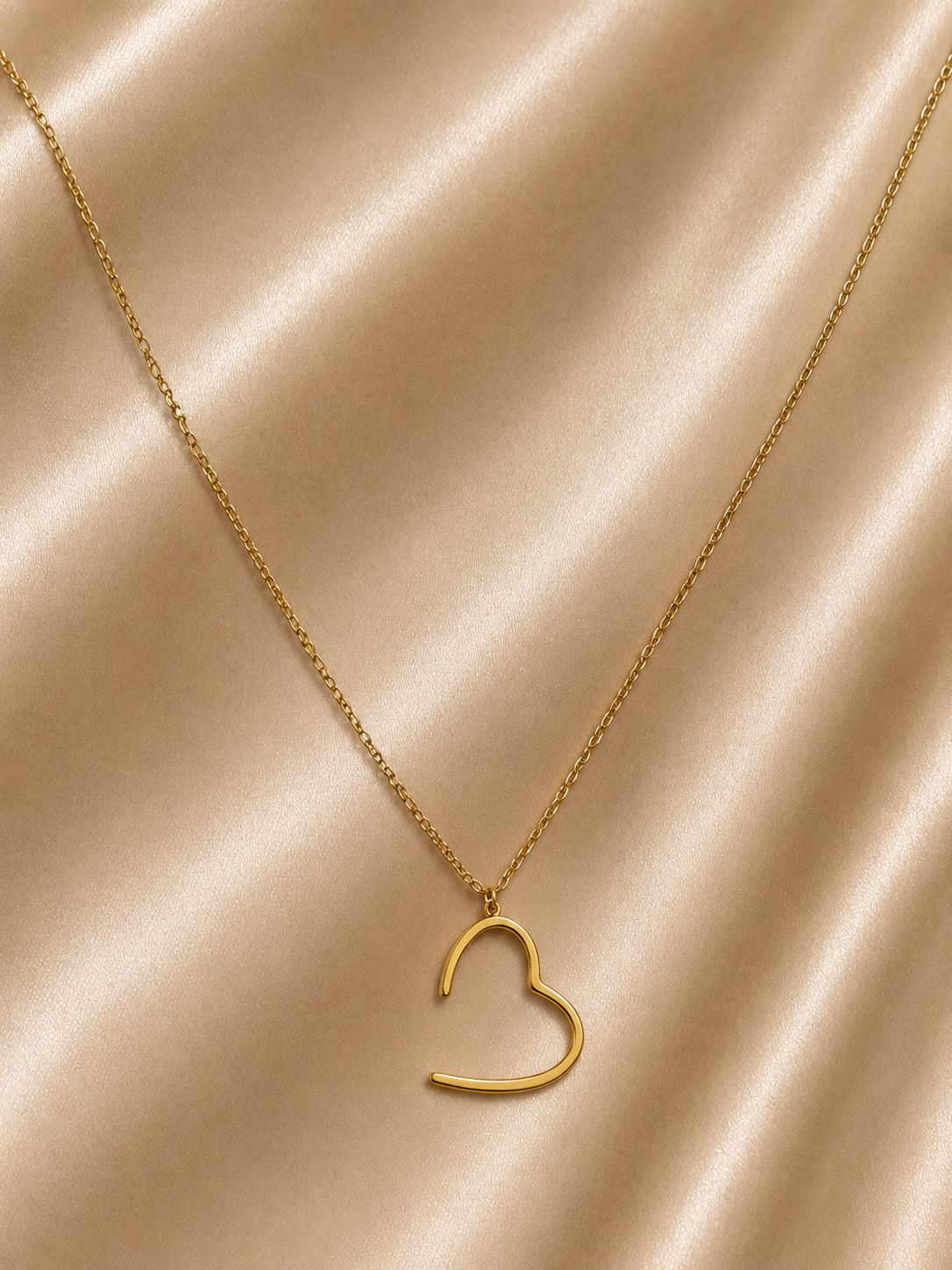 Heartline Necklace