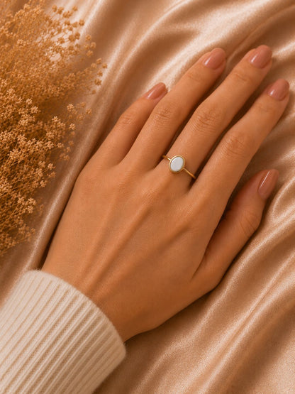 Noir Circle Ring
