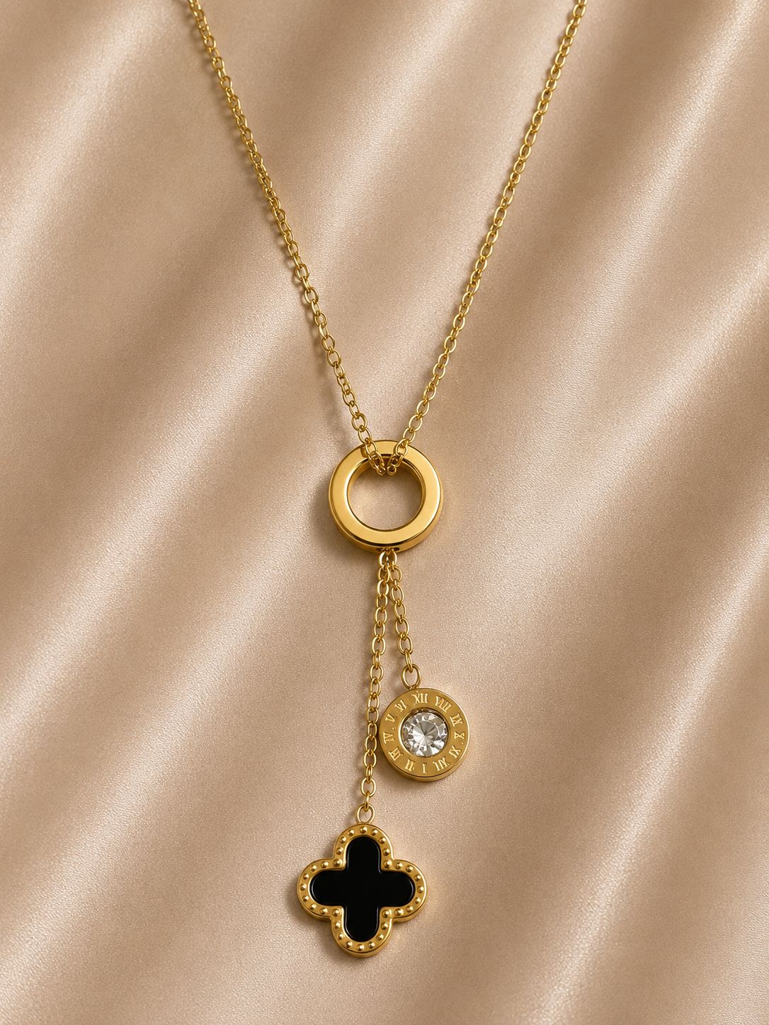 Eternal Time Clover Necklace