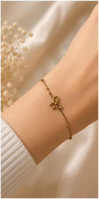 Golden Bow Bracelet