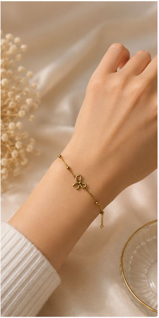 Golden Bow Bracelet