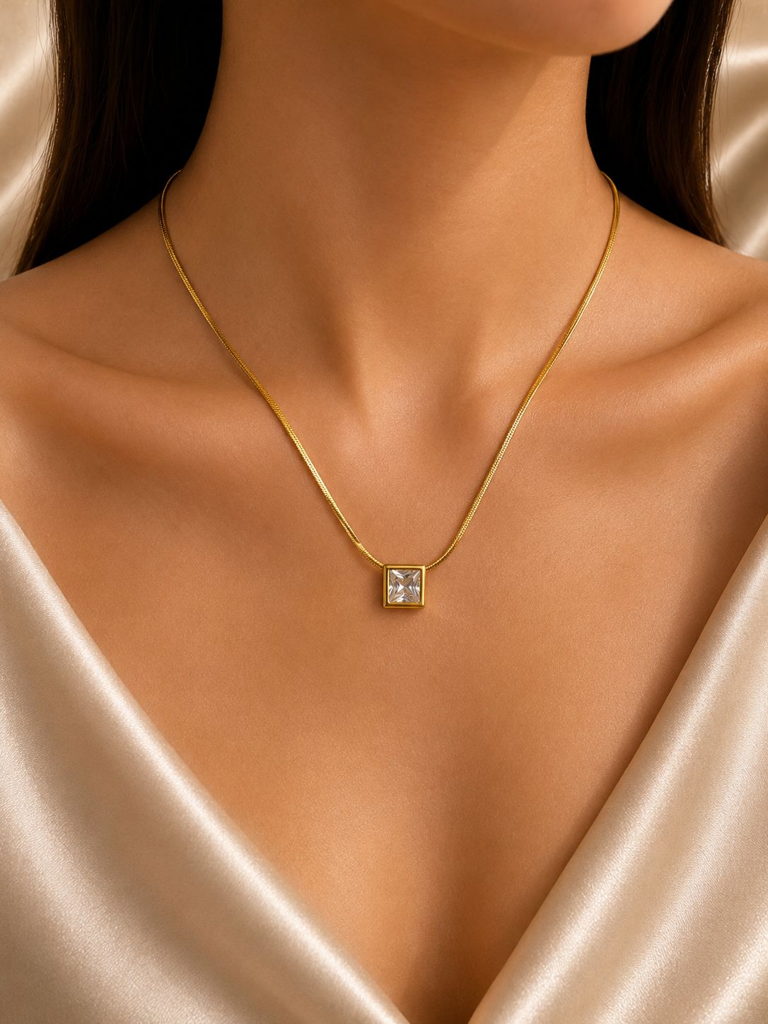 Crystal Frame Snake Necklace